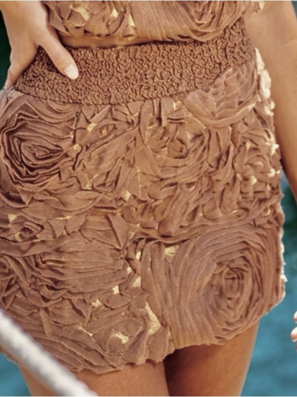 Nordstrom Rosette lace mini skirt | Tan Lace ruffle skirt | khaki skirt NWT M